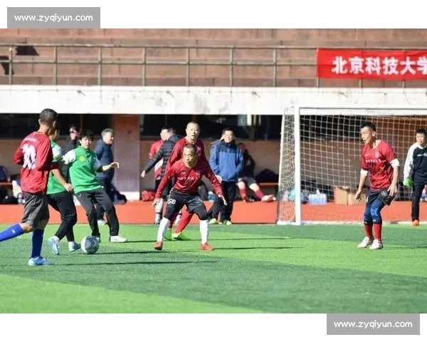 绿茵聚校友 热血续情怀！2025 纪中足球赛激战正酣