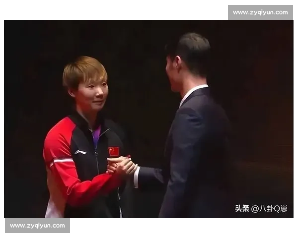 王曼昱曝世乒赛幕后：输孙颖莎后，王励勤忧女双丢冠
